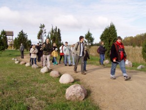 Ekskursijas_dalibnieki_KNP Ekskursijas dalībnieki Ķemeru nacionālajā parkā. Autore I.Vanaga